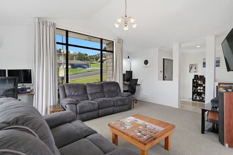 Photo of property in 93 Orion Drive, Welcome Bay, Tauranga, 3112