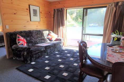 Photo of property in 8 Hurren Place West, Kumara Junction, Hokitika, 7882