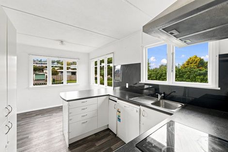 Photo of property in 198 Ngamotu Road, Spotswood, New Plymouth, 4310