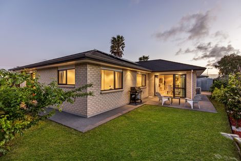 Photo of property in 1a Pelorus Place, Pakuranga, Auckland, 2010