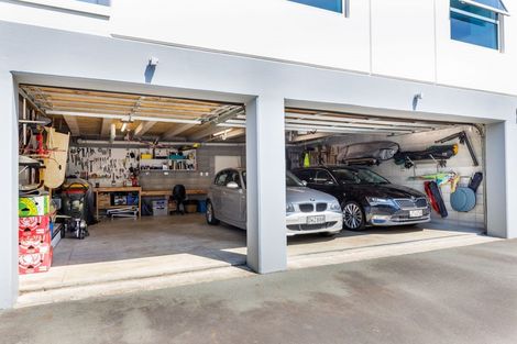 Photo of property in 21b Hobson Street, New Plymouth, 4312