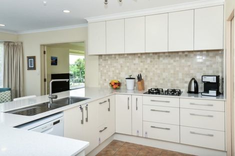 Photo of property in 29 Greenfield Drive, Western Heights, Hamilton, 3200