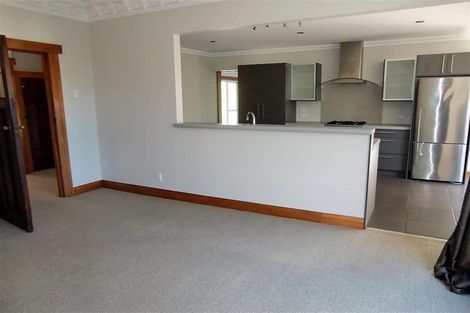 Photo of property in 2 Rawhiti Street, Vogeltown, New Plymouth, 4310