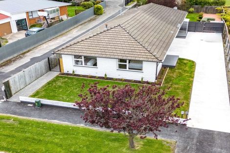 Photo of property in 1/84 Roberta Drive, Somerfield, Christchurch, 8024