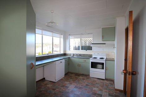 Photo of property in 32 Ure Street, South Hill, Oamaru, 9400