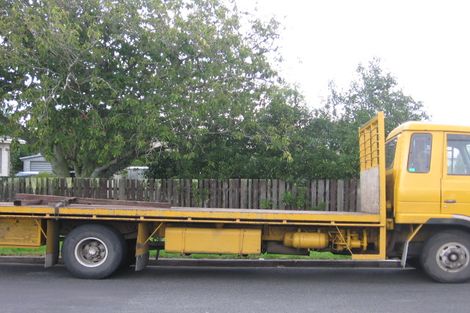 Photo of property in 1/3 Seddon Avenue, Papatoetoe, Auckland, 2104