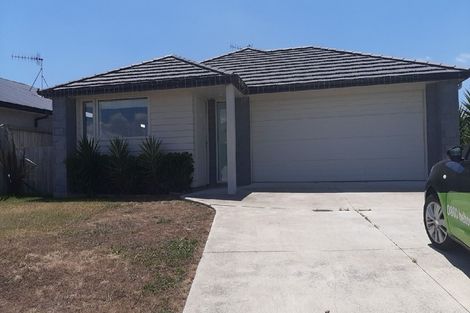 Photo of property in 19 Raiha Street, Papamoa Beach, Papamoa, 3118