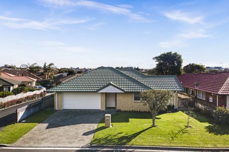Photo of property in 3 Oakwood Place, Pukekohe, 2120