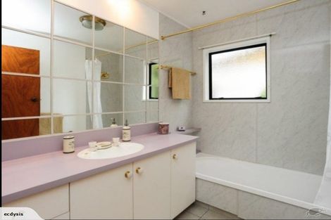 Photo of property in 21 Tauroa Road, Havelock North, 4130