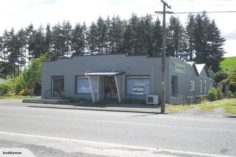 Photo of property in 2030 Lumsden-dipton Highway, Dipton, 9791