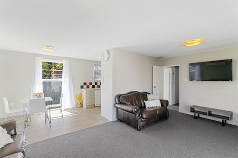 Photo of property in 82 Spinnaker Drive, Whitby, Porirua, 5024