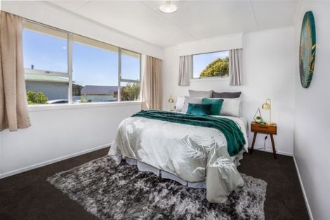 Photo of property in 54 Ernest Street, Ranui, Porirua, 5024