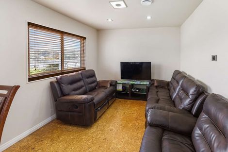 Photo of property in 14 Sheridan Terrace, Johnsonville, Wellington, 6037