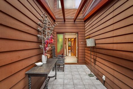 Photo of property in 1/25 Craig Road, Milford, Auckland, 0620