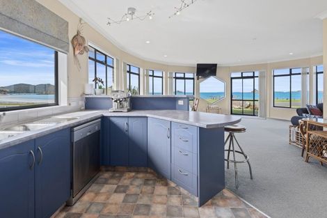 Photo of property in 191 Oakura Road, Oakura, Hikurangi, 0184