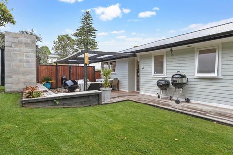 Photo of property in 4 Mariana Place, Glen Eden, Auckland, 0602