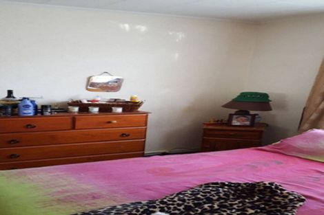 Photo of property in 27 Astor Place, Manurewa, Auckland, 2102