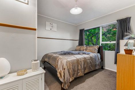 Photo of property in 16 Ribblesdale Road, Henderson, Auckland, 0612
