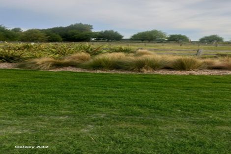 Photo of property in 8 Village Green Drive, Huntingdon, 7774