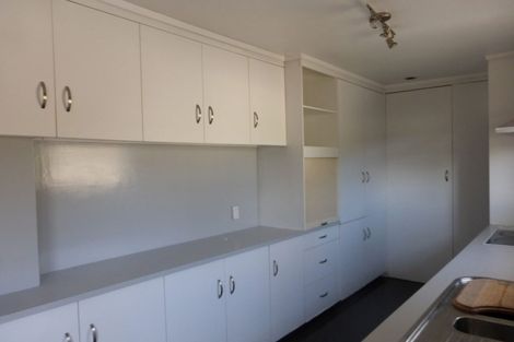 Photo of property in 59 Captain Scott Road, Glen Eden, Auckland, 0602