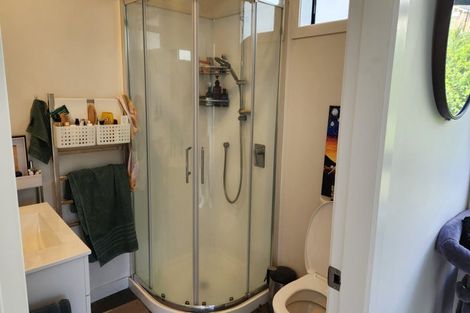 Photo of property in 6 Ara Patukawenga, Tawa, Wellington, 5028