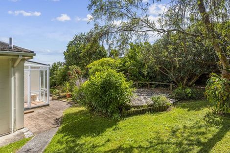 Photo of property in 15 Winara Avenue, Waikanae, 5036