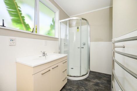 Photo of property in 26 Farnham Avenue, Highbury, Palmerston North, 4412