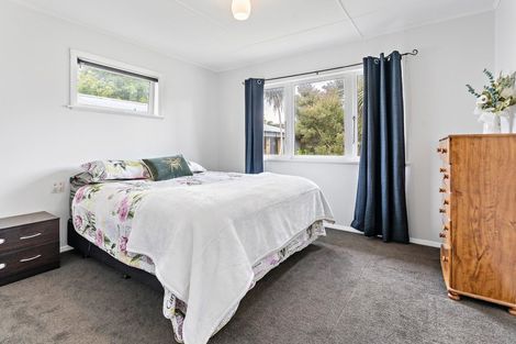 Photo of property in 77 Kent Street, Carterton, 5713