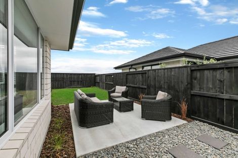 Photo of property in 18 Wahaika Way, Papamoa Beach, Papamoa, 3118