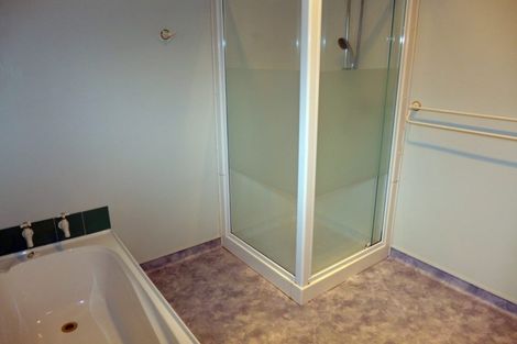 Photo of property in 135 Milton Road, Bluff Hill, Napier, 4110