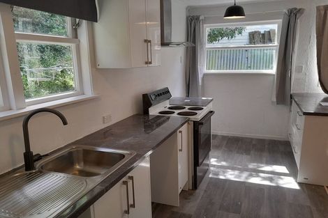 Photo of property in 157 Parkvale Road, Karori, Wellington, 6012