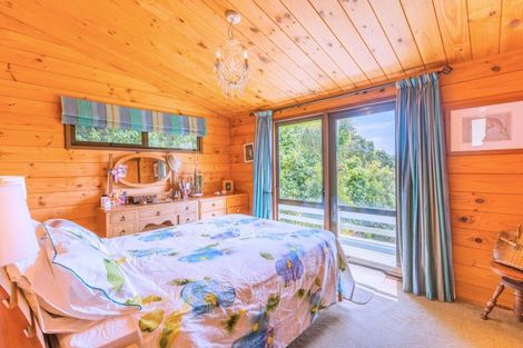 Photo of property in 33 Leeward Drive, Whitby, Porirua, 5024