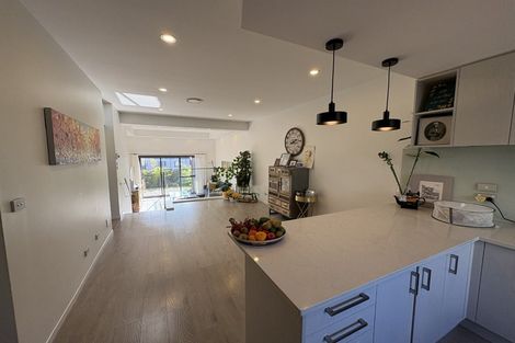 Photo of property in 3 Moki Place, Long Bay, Auckland, 0630