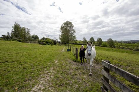 Photo of property in 39 Lara Lane, Kaiwaka, 0573