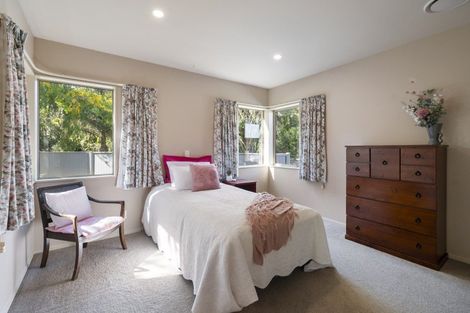 Photo of property in 98 Polson Hill Drive, Aokautere, Palmerston North, 4471