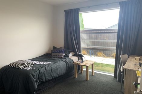 Photo of property in 16b Crown Close, Prebbleton, 7604