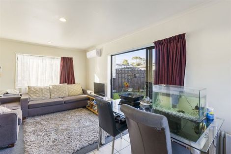 Photo of property in 37 Minaret Drive, Bucklands Beach, Auckland, 2014