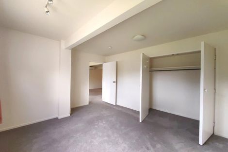 Photo of property in 33 Lynden Avenue, Hillcrest, Auckland, 0627
