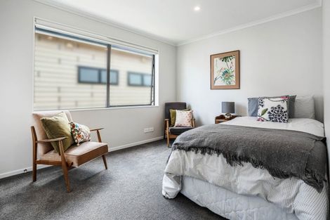 Photo of property in 16 Sacred Kingfisher Road, Hobsonville, Auckland, 0616