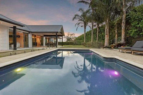 Photo of property in 181 Old North Road, Kumeu, 0892