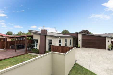 Photo of property in 14 Miers Glade, Rototuna North, Hamilton, 3210