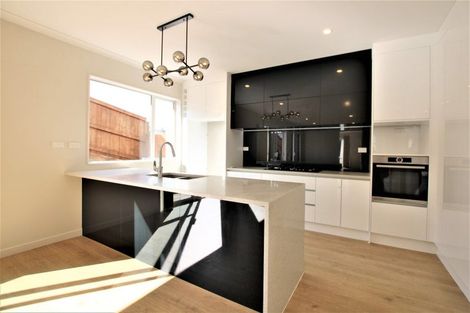 Photo of property in 18 Tararua Street, Massey, Auckland, 0614