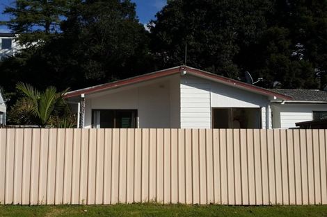 Photo of property in 82 Powrie Street, Glenfield, Auckland, 0629