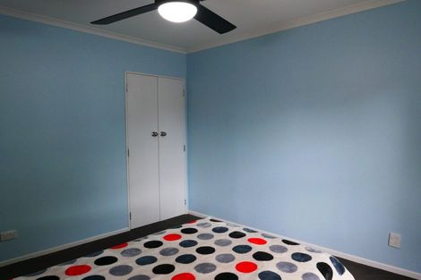 Photo of property in 4 Tawa Street, Waikanae, 5036