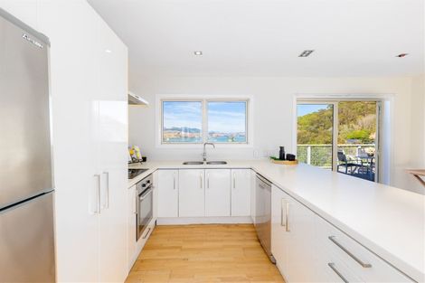 Photo of property in 9 Bayview Place, Cass Bay, Lyttelton, 8082