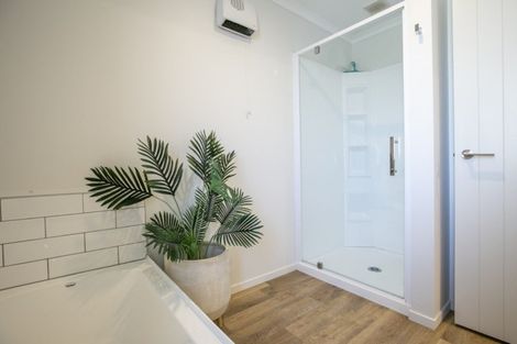 Photo of property in 17 Stoneleigh Drive, Solway, Masterton, 5810