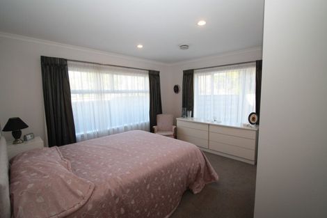 Photo of property in 32 Bulteel Street, New Plymouth, 4310