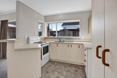 Photo of property in 2/59 Wallath Road, Westown, New Plymouth, 4310