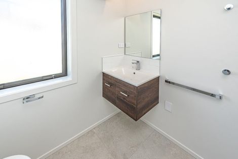 Photo of property in 6a Cross Street, Castlecliff, Whanganui, 4501