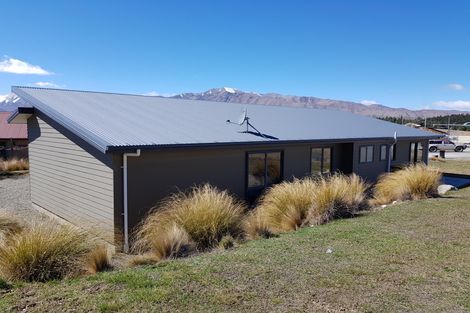 Photo of property in 18 Andrew Don Drive, Lake Tekapo, 7999